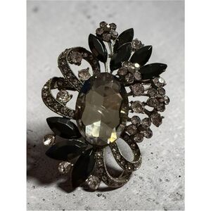 Vintage Women Brooch Black Crystal Rhinestone Floral Statement Pin